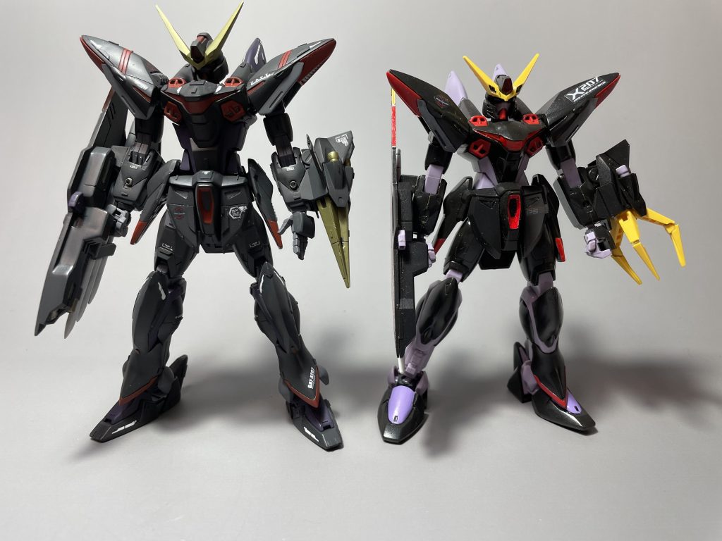 HGとの比較元のHGも当時にしてはスタイルいいなと思っていましたが、EGとミキシングしたものを並べると足と胴体ですごい身長伸びてますね