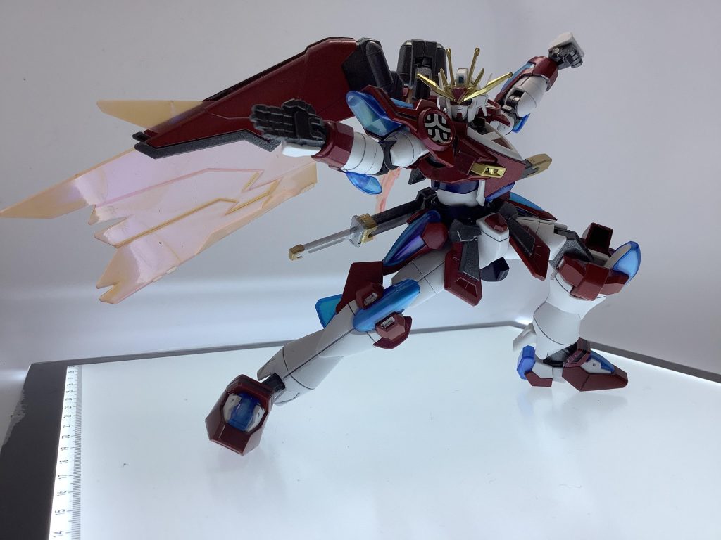 手のパーツが多くてそれもまたよし。