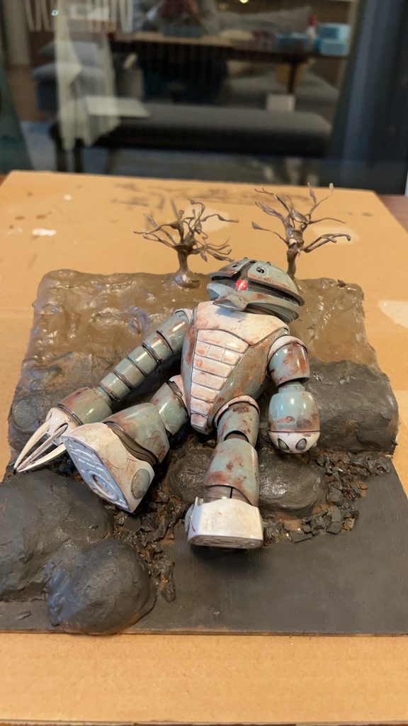 エアブラシで塗装。ここから筆塗りで立体感を出していきます