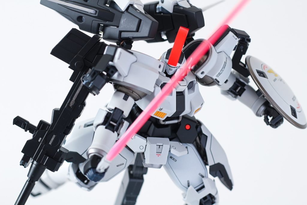 ぶった斬る個人的にトールギスと言えばサーベルでの一刀両断Gジェネのムービーでトールギス好きになりました