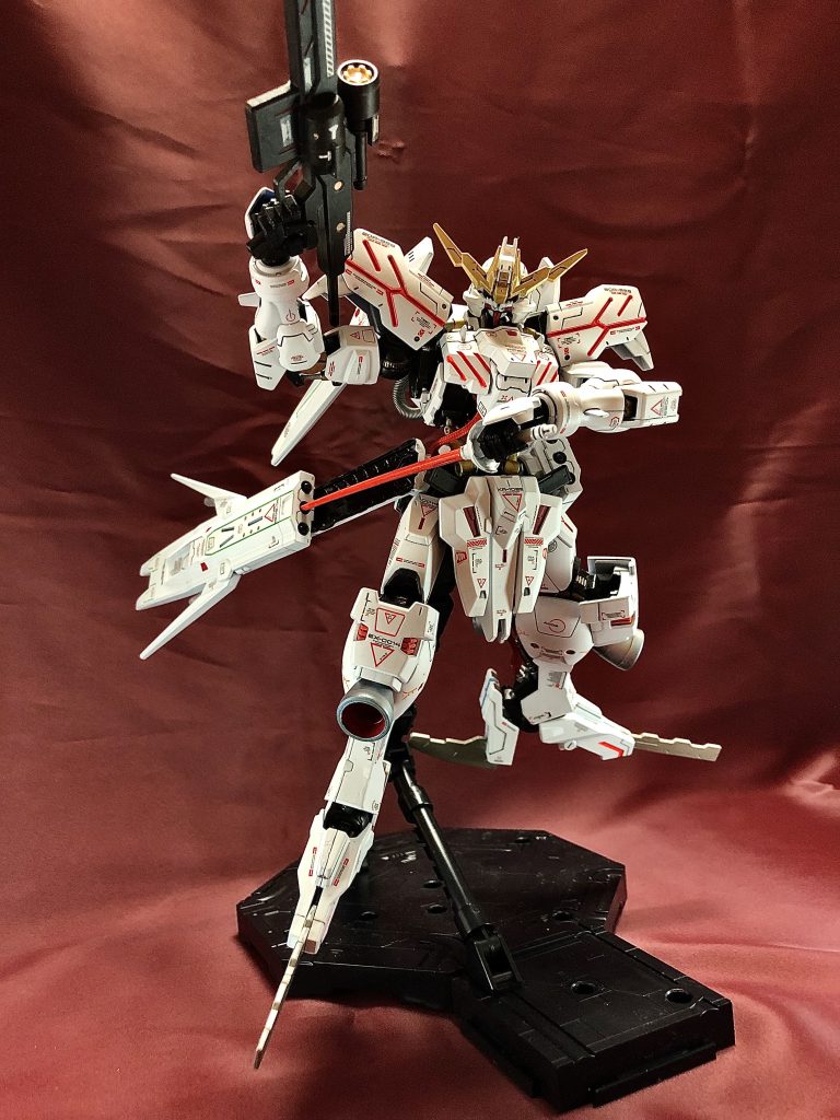 サーベル抜く途中がまた🙆