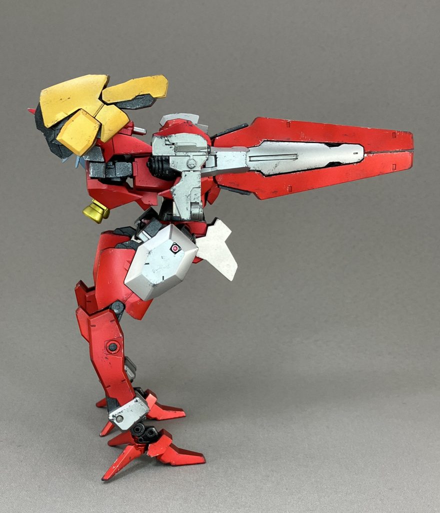 ・REGS2キットあるので4脚でも良かったのですが、逆関節向きなキットも珍しいので逆関節にしました。よくプレイしたAC3系では逆関節は低EN消費なので、EN武器に合いますね。