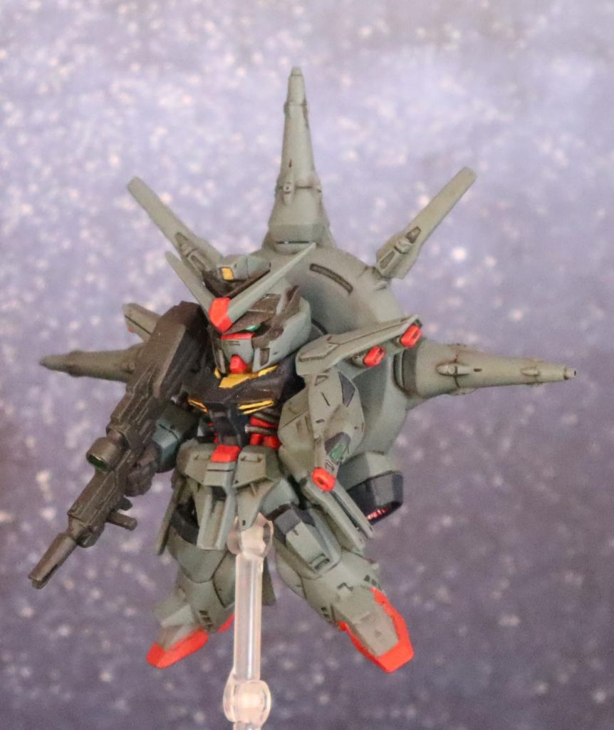 こちらは、足のみを浮遊状態に改造したものです。