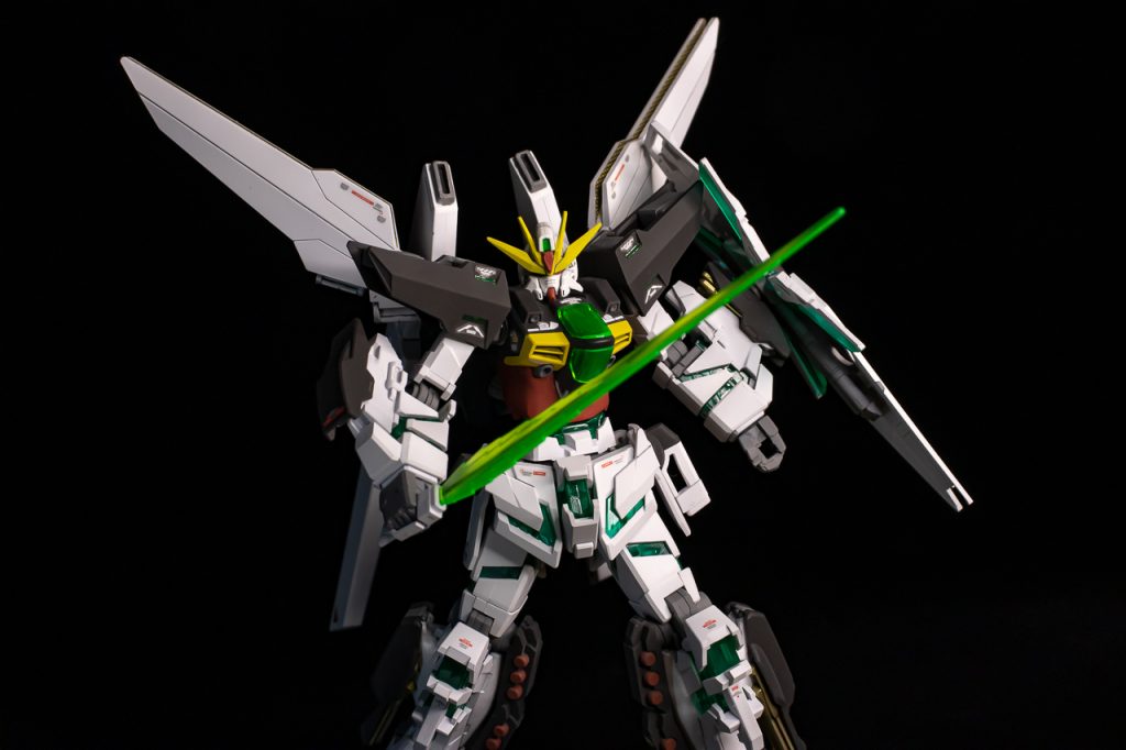 近接装備にはハイパービームソード