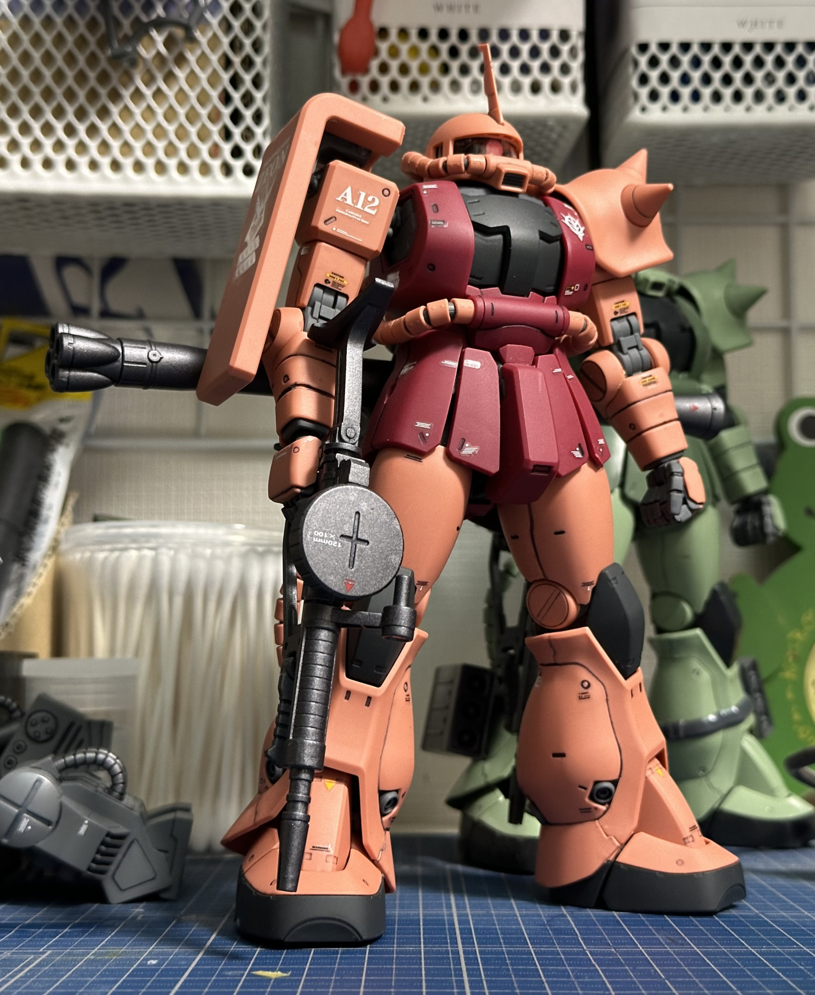 MGシャア専用ザクⅡ MS-06S(Ver.2.0)｜Ｇ.Ｐｕｒｅさんのガンプラ作品 