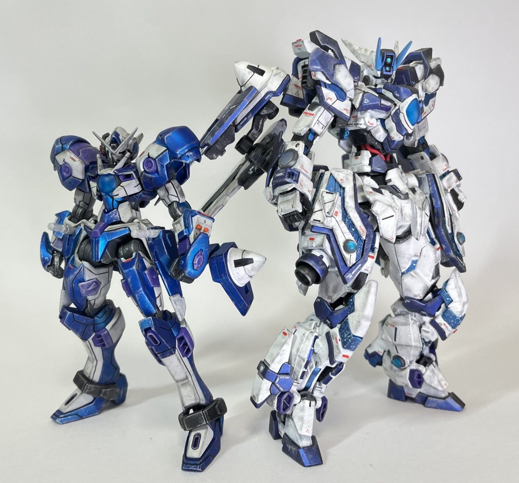 先代のMk-IIと📸オーライザーが付けれそうだなというのが分かった後、オーライザーだけウェザリングしたらMk-II浮くよなぁ…と思ったので一緒にウェザリングしました実は今回初めてデカールとウェザリングをしたのです父親に｢絶対やった方がいい｣と念押しされたので試しにチャレンジしてみたのですが思ってた10倍完成度が上がったのでやってみて良かったと心から思います😊その分大変でしたけどね笑