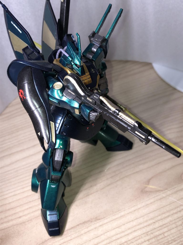 角折れて、接着しましたが、ヤスって塗装し直すのめんどくさくて放置笑