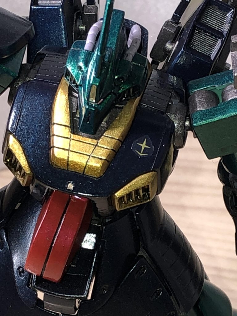 頭部のパイプが軟質の素材なので塗装出来なかった皆さんどうやってるんやろ？？