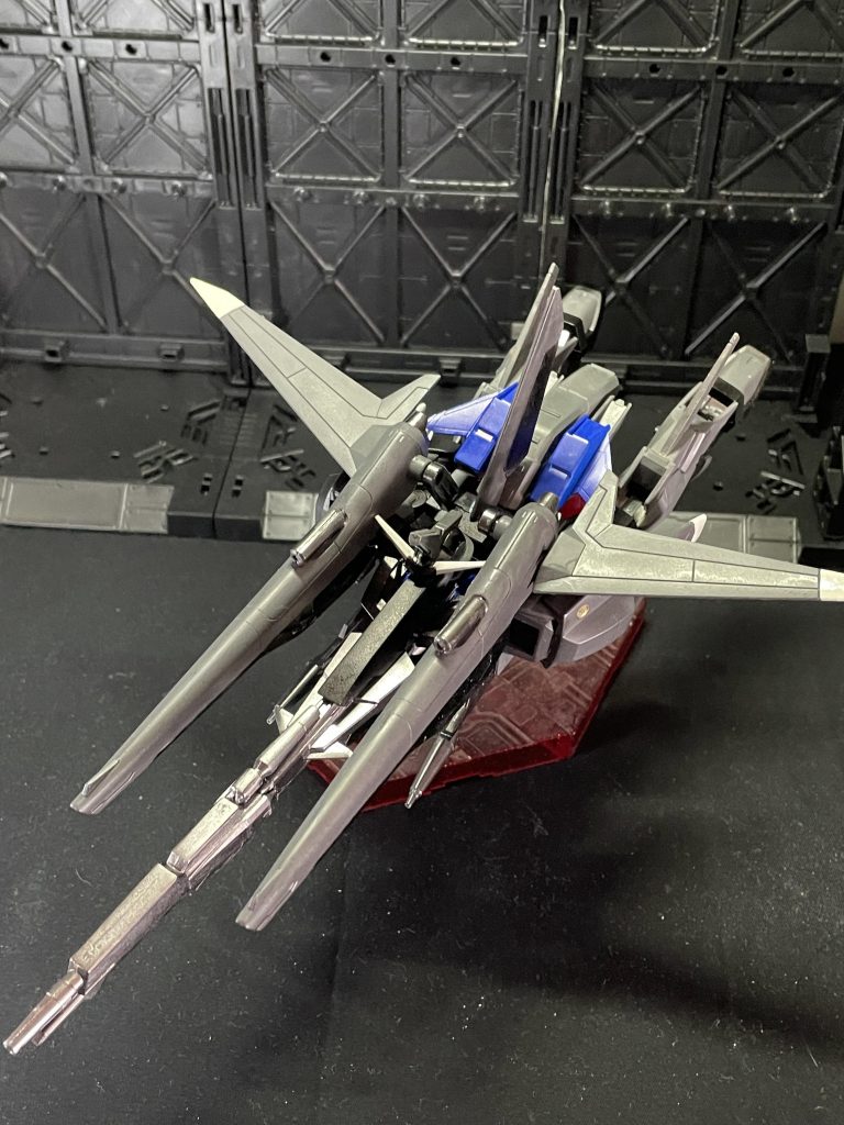 変形機構を見直すことでMA形態時の機動力の向上に成功している