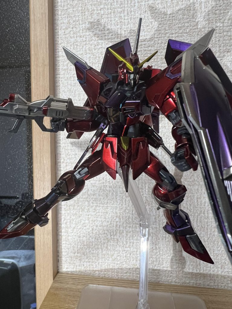 写真には〜映らない〜♪美しさがあるから〜♪反射反射〜♪ 反射反射反射〜♪鏡のように映り込んでるんだけど、撮影スキルがショボいので映らない〜😭