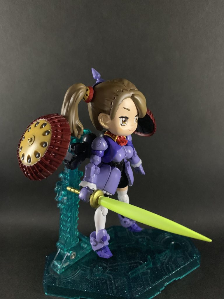 サーベルは旧キットのパーツだったような。