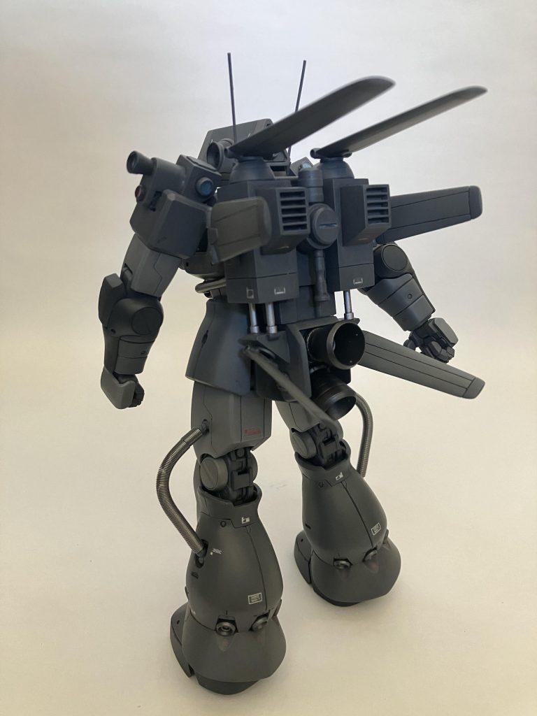 箱絵風に...wこのポーズは一体なんなんでしょう?