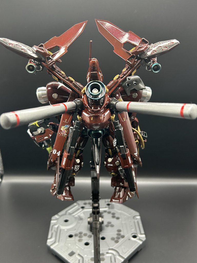 羽根部分はファンネルです😃