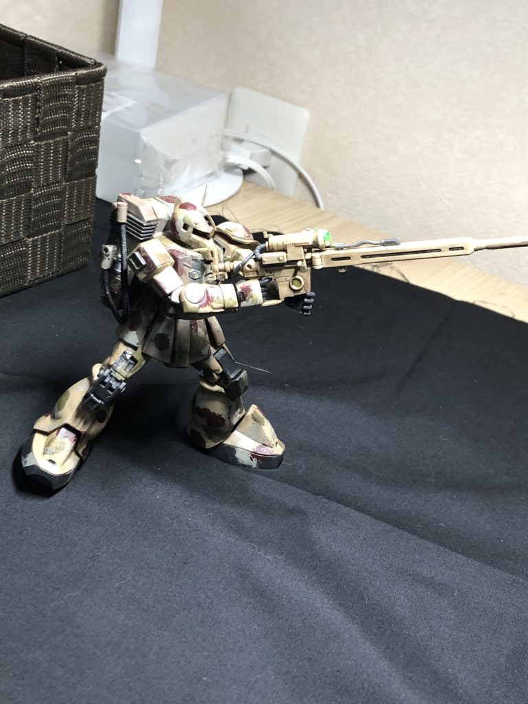 膝立ちのポーズが思ったように出来なかったので立ちで。