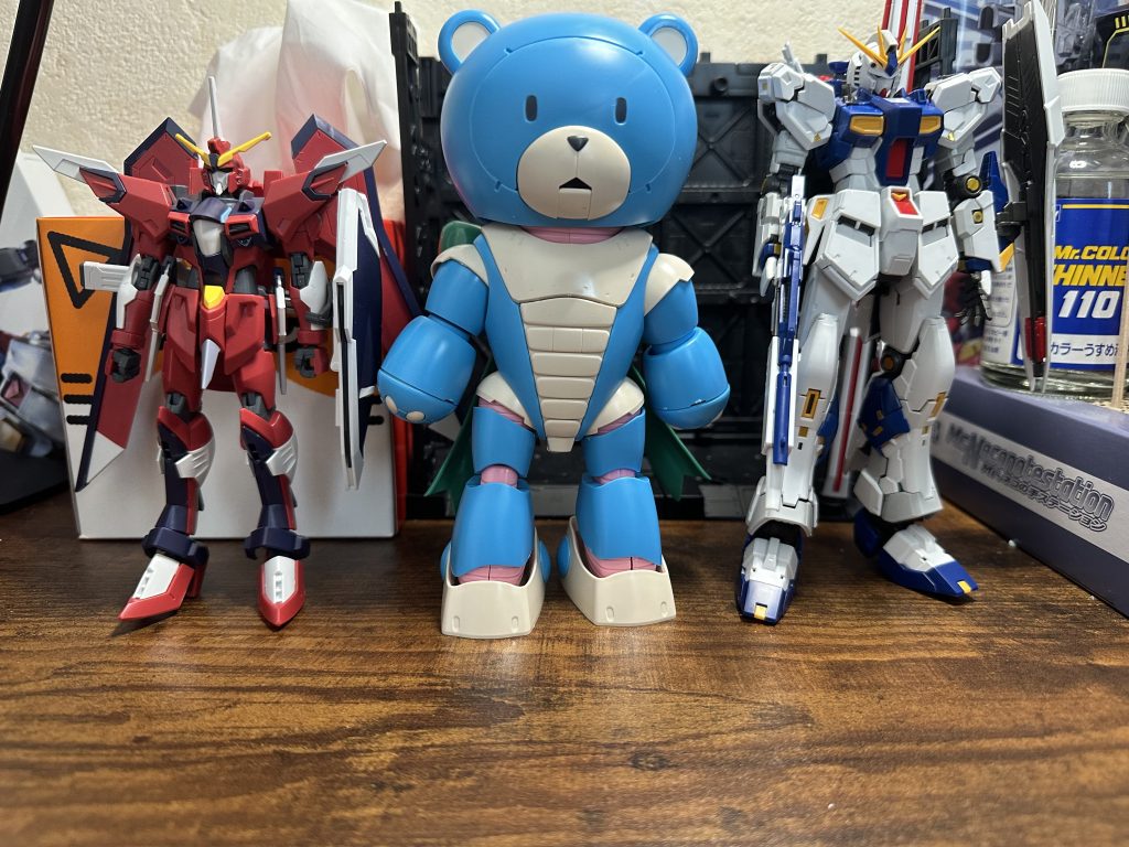 まぁデカいこと笑これ中に何か入るんじゃない？いや、そんな勿体無いこと出来ん笑