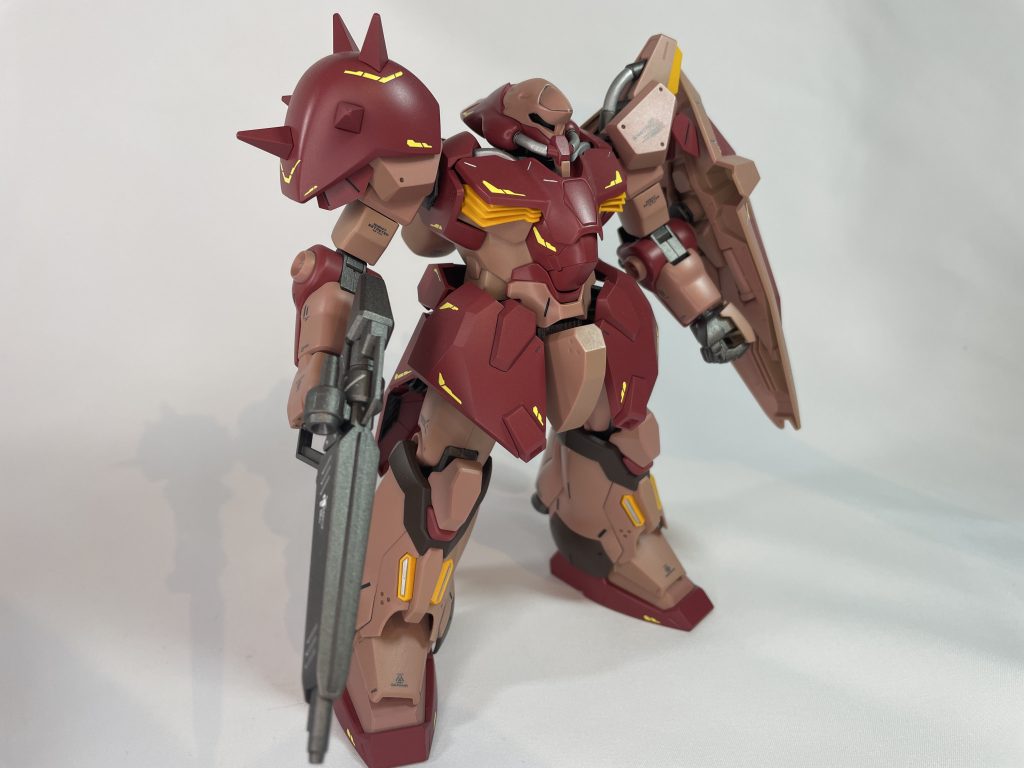 スジ掘りは中々上手く出来ないのでこのキットでは入れてません。上手なポージングが出来ないので素立ち状態のみですm(_ _)m