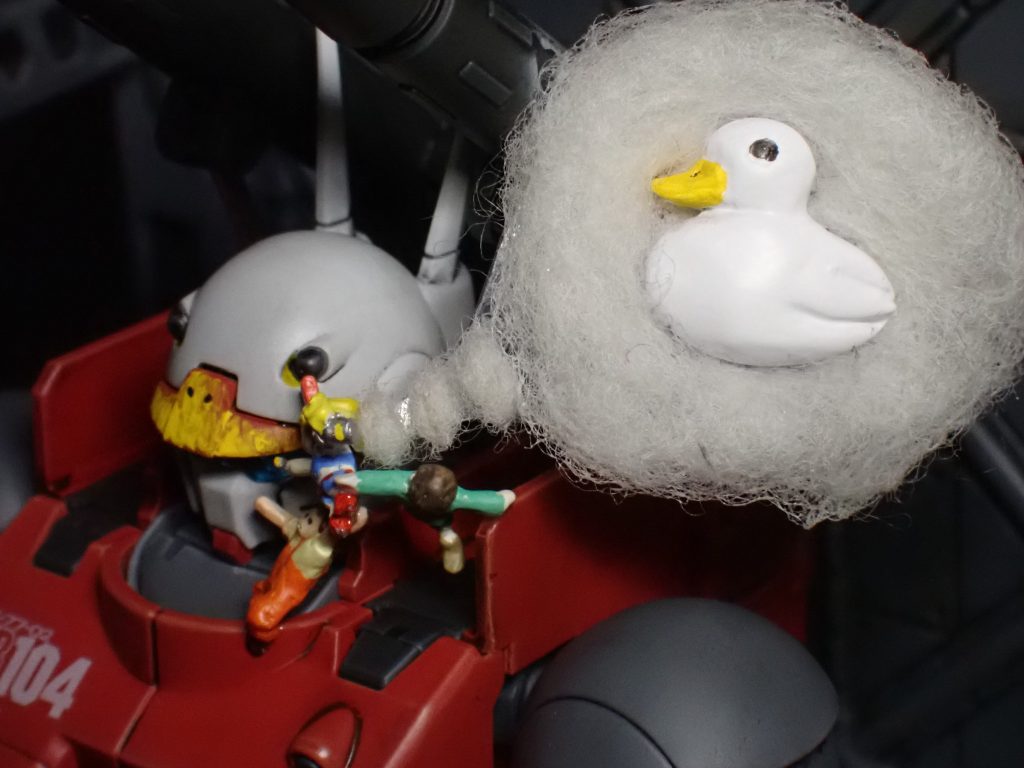 オリジンガンキャノンってバルカンとバイザーの位置関係が鳥顔に見えるのよね(笑)