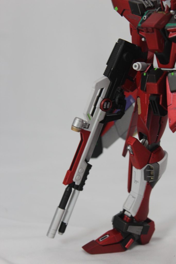 ビームライフルはストックを延長、銃口を大型化のいつもの工作。