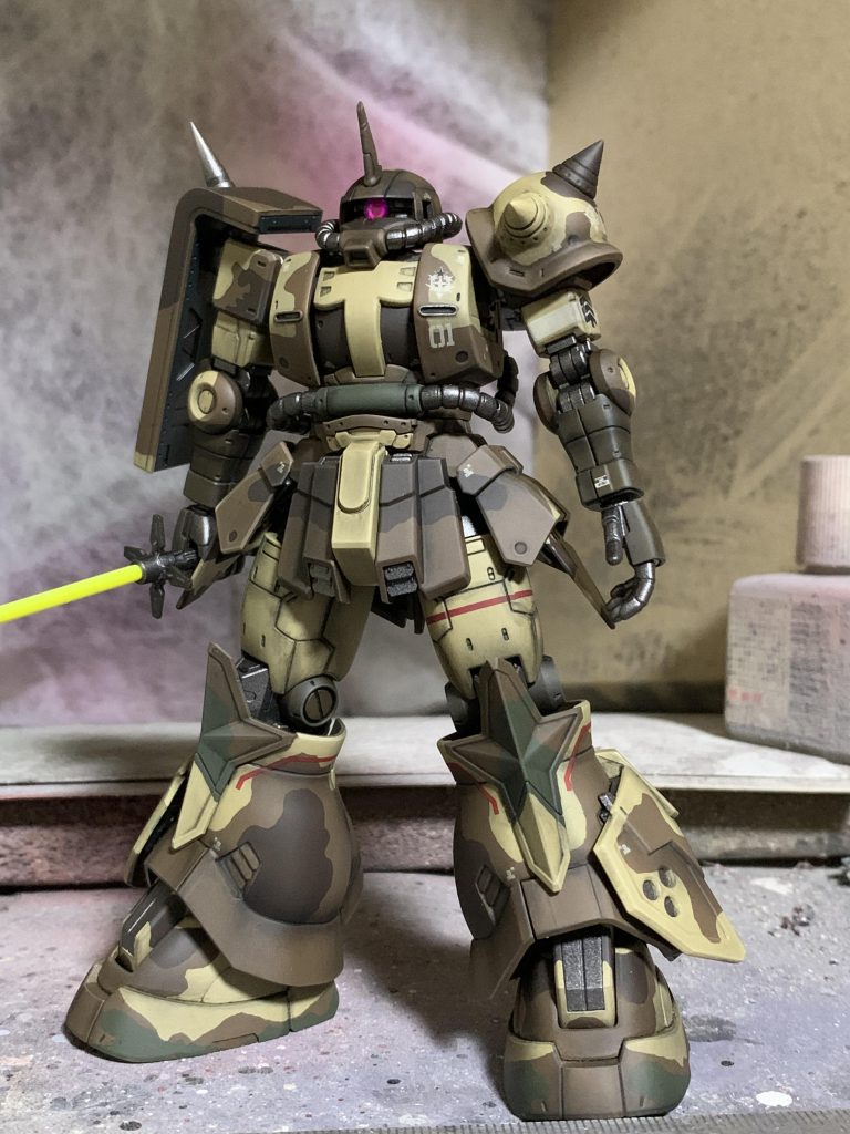 エグバ機も圧倒的戦力で傷はないだろうと想定しての塗装です。