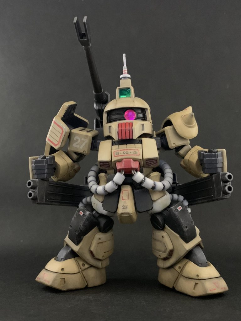 CSフレームは無改造です。文字類はマスキング切り抜き塗装、手書きです。この頃はアクリルガッシュを使ってなかったのでアクリジョンとか顔料系の極細水性ペンとかで描いてました。