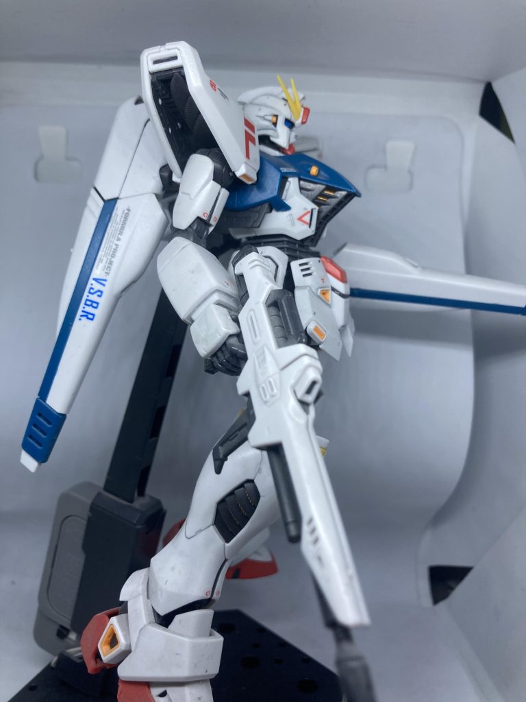 これよりも前、何となしにver1.0も作った事があったのですが、それよりも作りやすくパーツのポロリも少ない気がしました。1.0も凄くカッコよくて好きだけど。