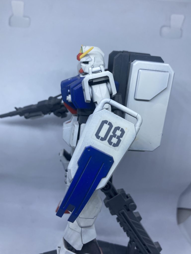 陸戦型ガンダム–2枚目/制作者：GATAGATA