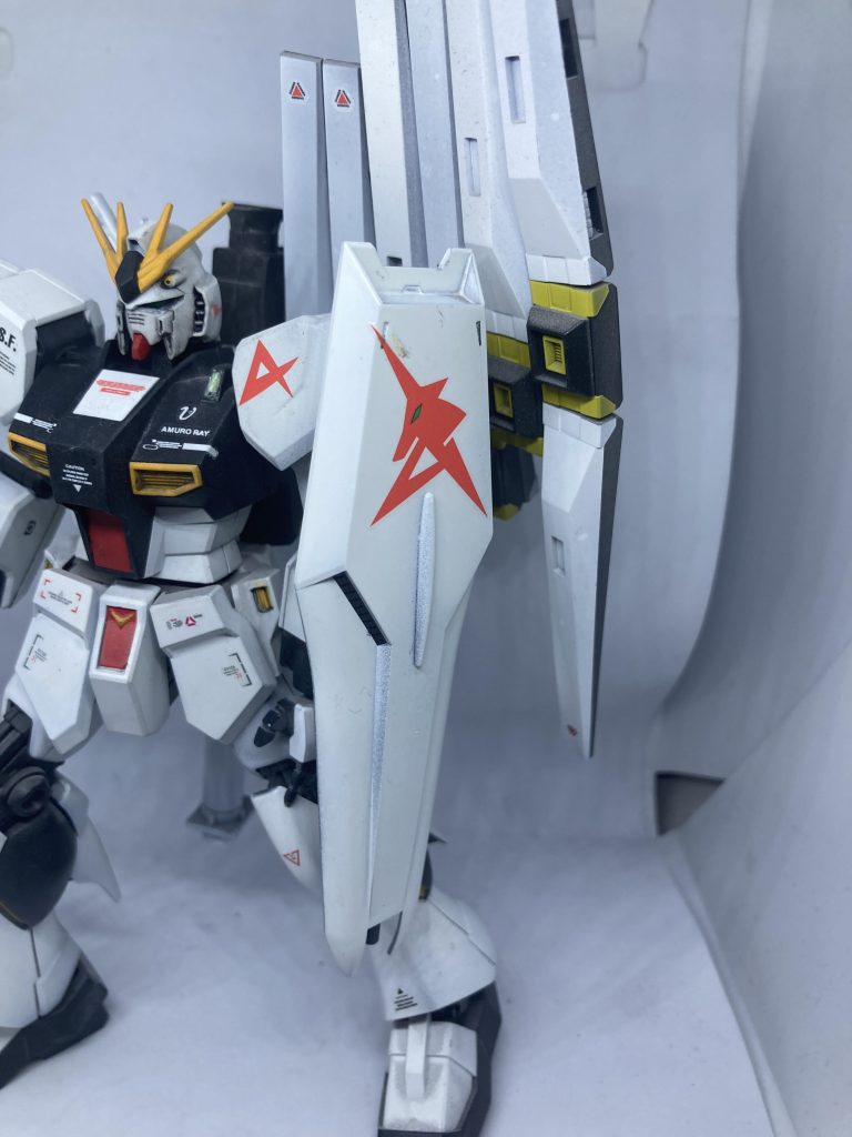 RX93 νガンダム–3枚目/制作者：GATAGATA