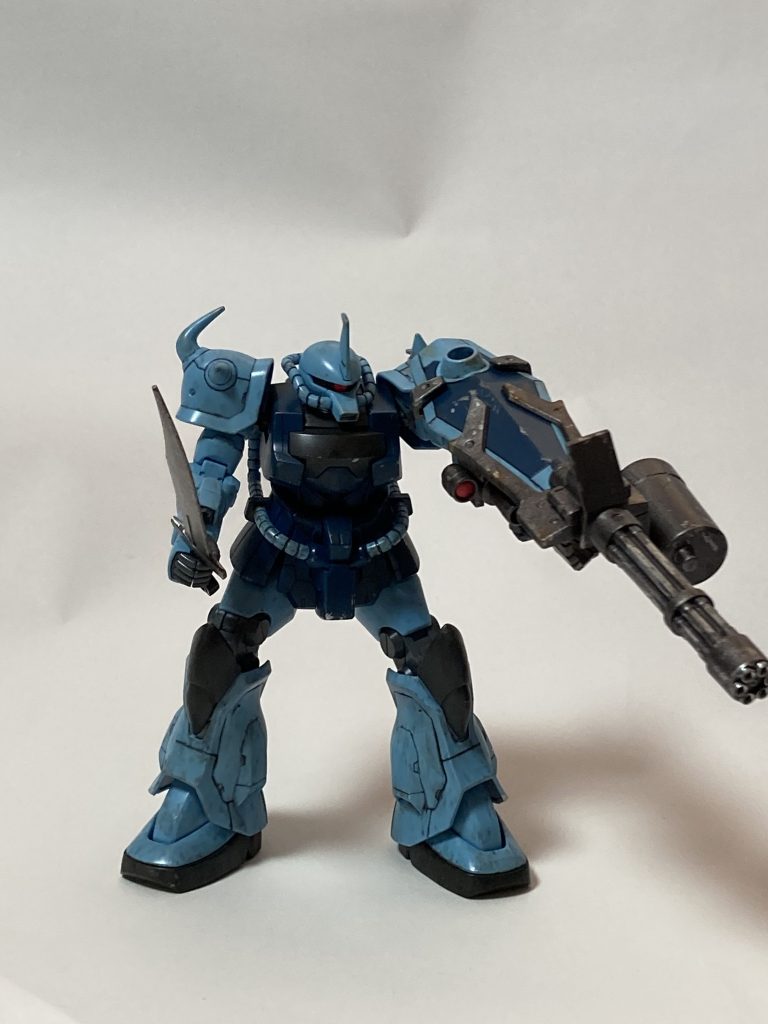 武装類は金属を表現したくて、焼鉄色をベースにメタルカラーを少々。