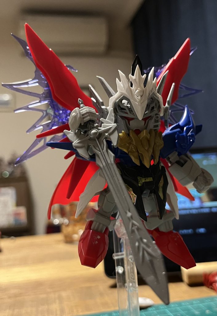 若きバーサル騎士ガンダム・デスティニー２世–3枚目/制作者：クリームシュウ(探プラ部)