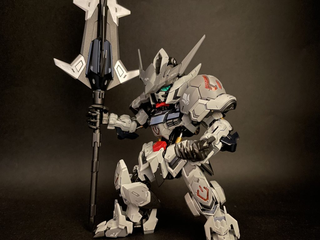 グレーベースで塗装されている作例に憧れてチャレンジしてみました！良い感じにまとまったんじゃないかと思ってます😆 