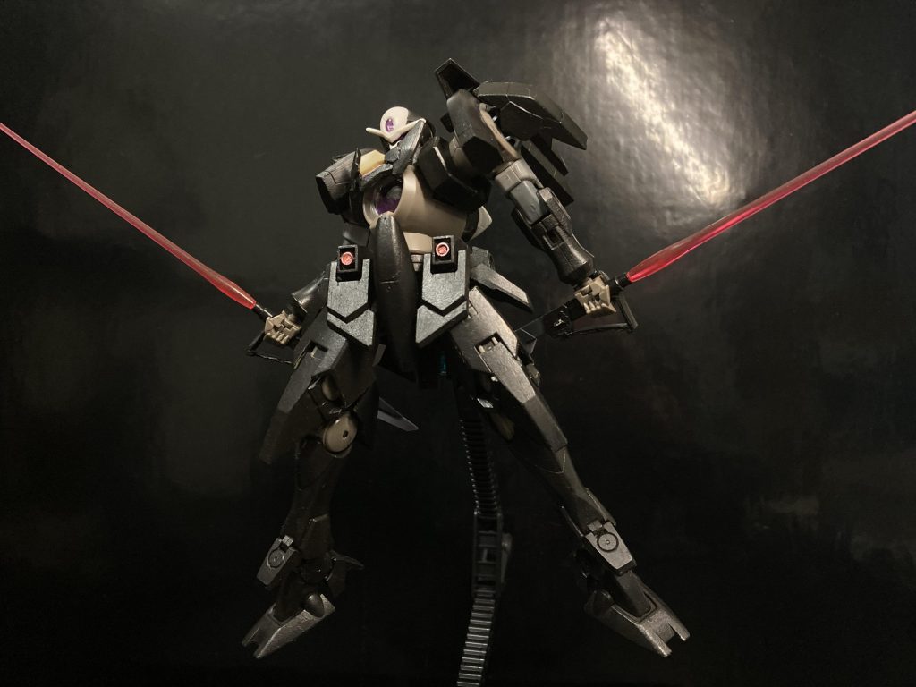 くないの先端はGNビームサーベルにもなります