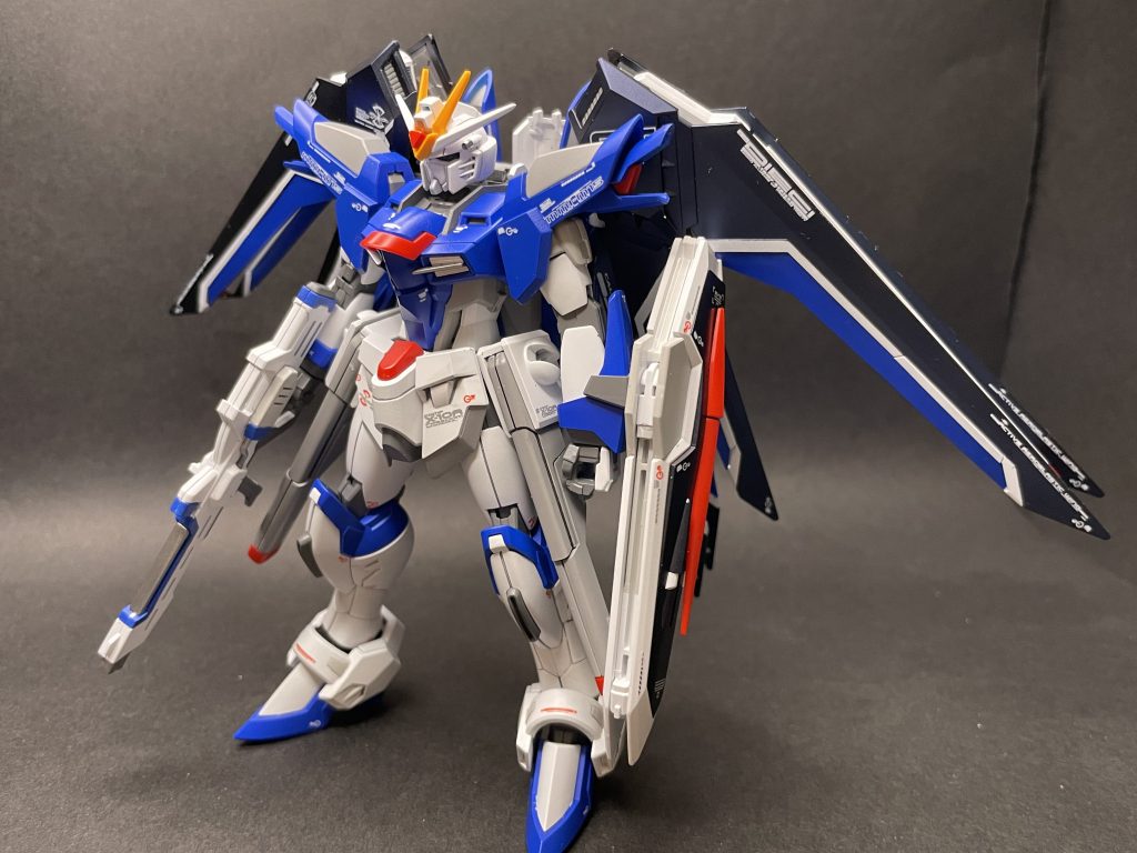 ライジングフリーダム–3枚目/制作者:Tisch