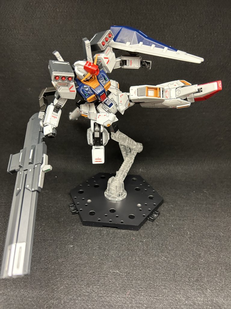 ポーズ4元がリバイブのMk-Ⅱなので,ゴテゴテですが結構動けます。僕の好きなMk-Ⅱのキックも可能。