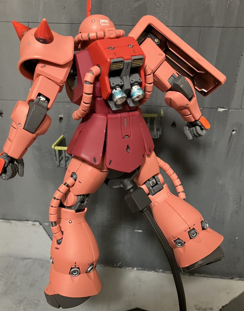 背中は本当に何もしていません。バーニアの青焼けしたかったのですが、難しーい（ ;  ; ）