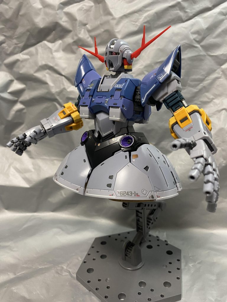 全景異形の形でラスボス感がたまらないです。ロールアウトしたばかりと言う事で半ツヤで製作してみました。