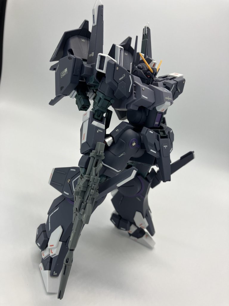 稼働は良好なのでS字立ちがバッチリ決まりますね🗽使用したウェイトは🏌️‍♂️ゴルフクラブ用、色は黒でハサミ✂️で自由🆓にカットできる上に、裏側は粘着テープになっているので簡単にペタペタ😉