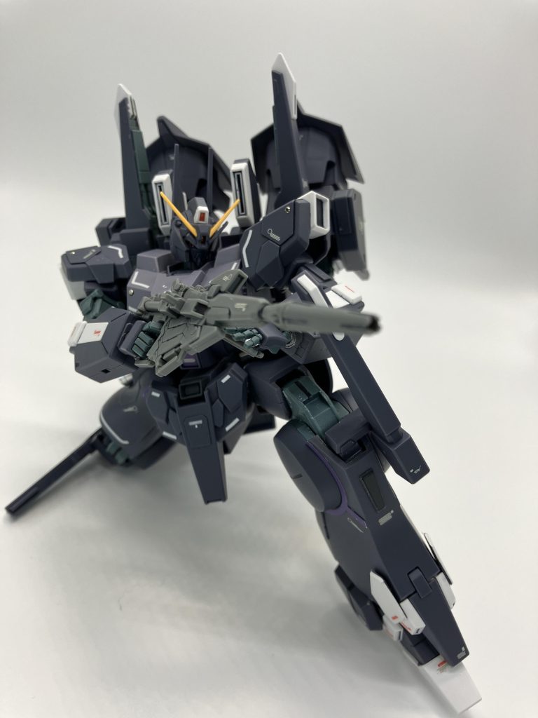 シルバーバレトサプレッサーといえばこの射撃ポーズですかね😋