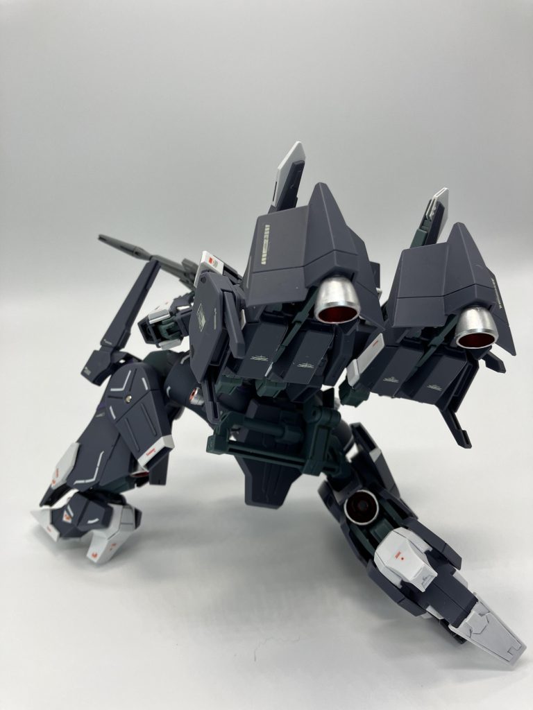 ユニコーンガンダムが飛び抜けて強靭なつくりと言う事なんでしょうか🫨