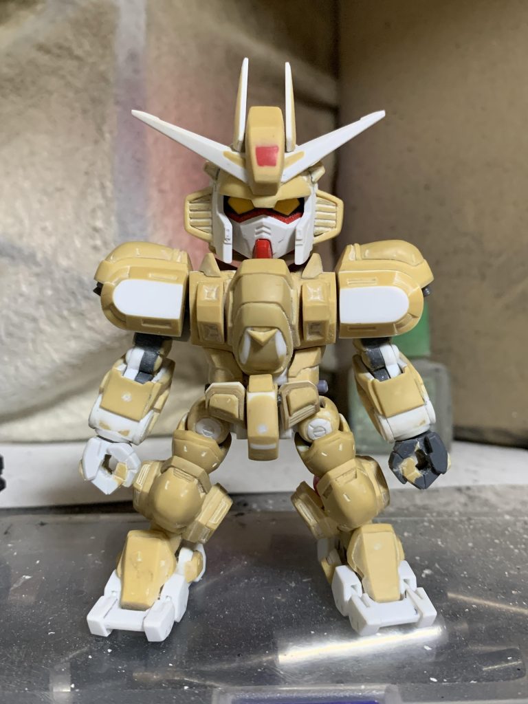 頭部はベースがあるものの、他はフルスクラッチ状態ですね(笑)