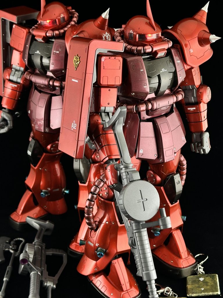 同じものを2体という依頼でしたので同時製作しました。