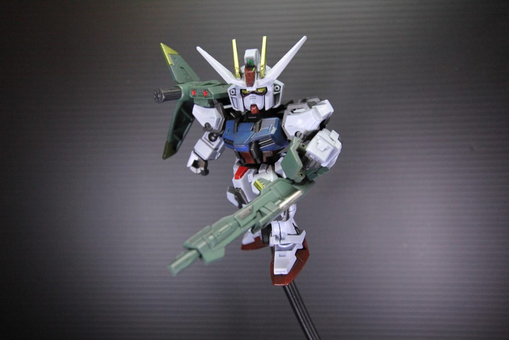 ランチャーストライカー装備