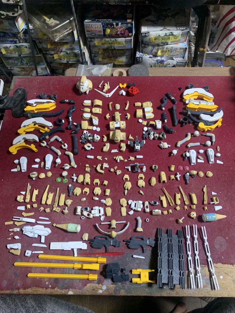 塗装前全パーツバルササーベルだけ写ってませんね。