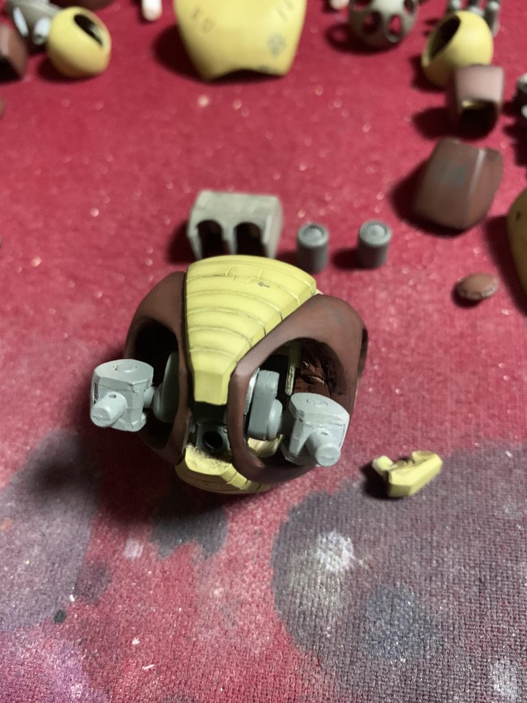 股関節は若干の幅増し。