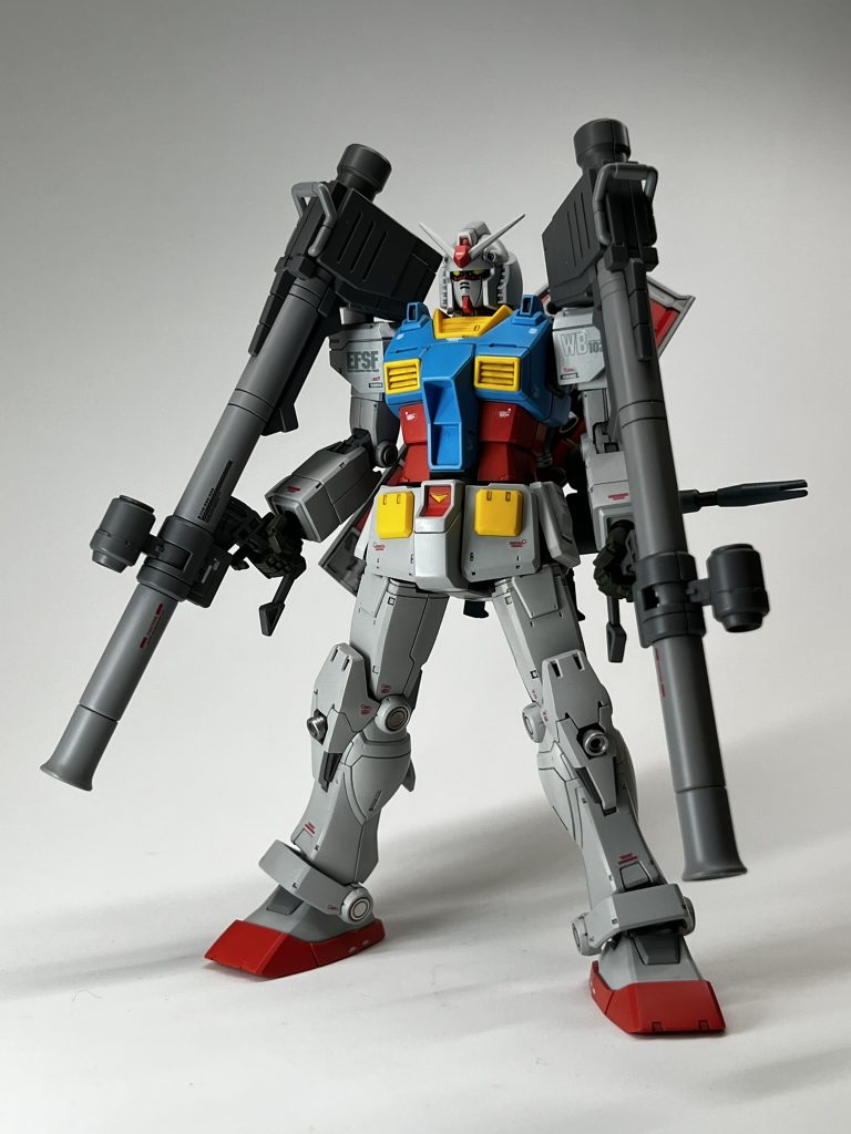 承前、みんな大好きなバズーカ二丁持ちの星一号作戦仕様にしても、銃と盾どちらも背負えます