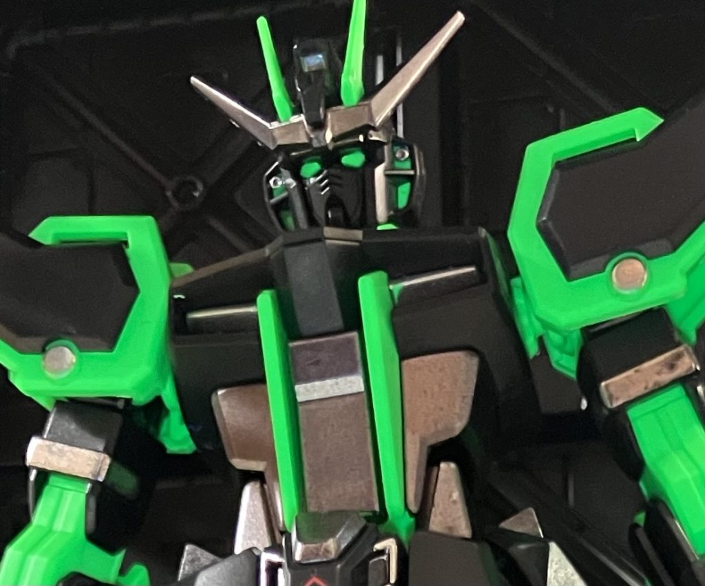 黒いガンダムはイケメン！