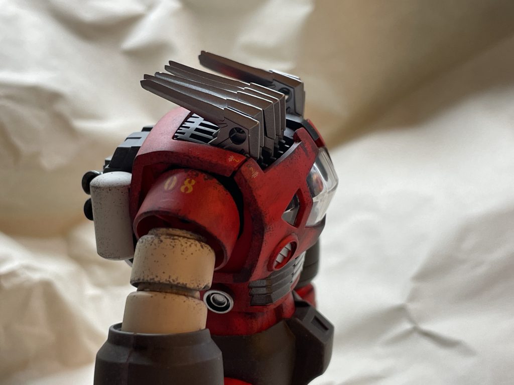 ブーメランカッター×10。先頭にプラ板を貼り足してシャープ化。どうせ外さないので片方だけ作業しています。