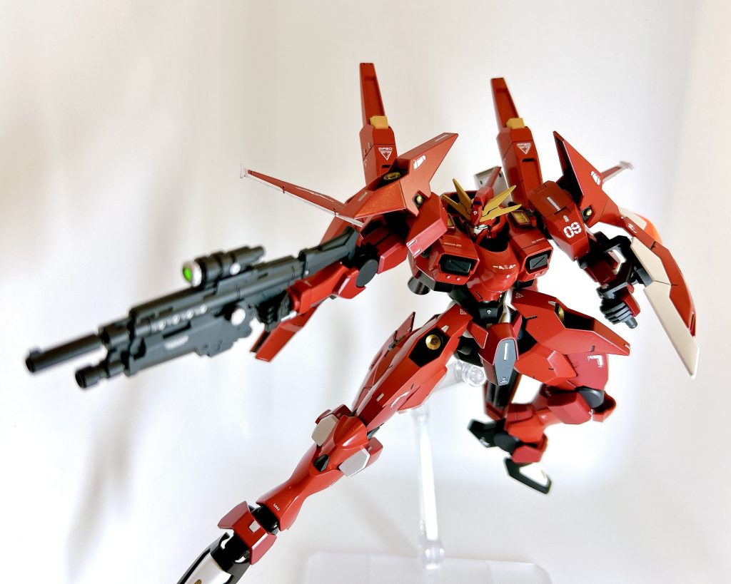 ~ベストショット~カメラアイがキラリ★と光る写真で締め。本当はビルドコンにも参加したかったんですが、いつもの浮気性と仕事の忙しさ、体調不良など・・・さまざまなことが重なり、「とりあえず1体!!」と思い、まずはソーンを仕上げました(^^♪次は制作途中のダイバーアークですかね・・・w最後までご覧いただき、ありがとうございました!!!