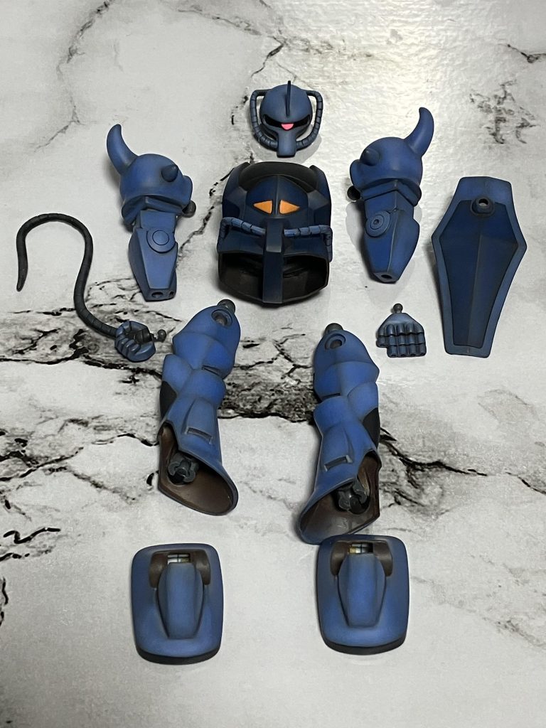 塗装レシピ薄い青 : マボガニー → MSライトブルー濃い青 : マボガニー → MSブルー Z系黒 : ブラック → MSグレージオン系黄色 : オレンジ → オレンジイエロー※下地→グラデーションで塗装してます