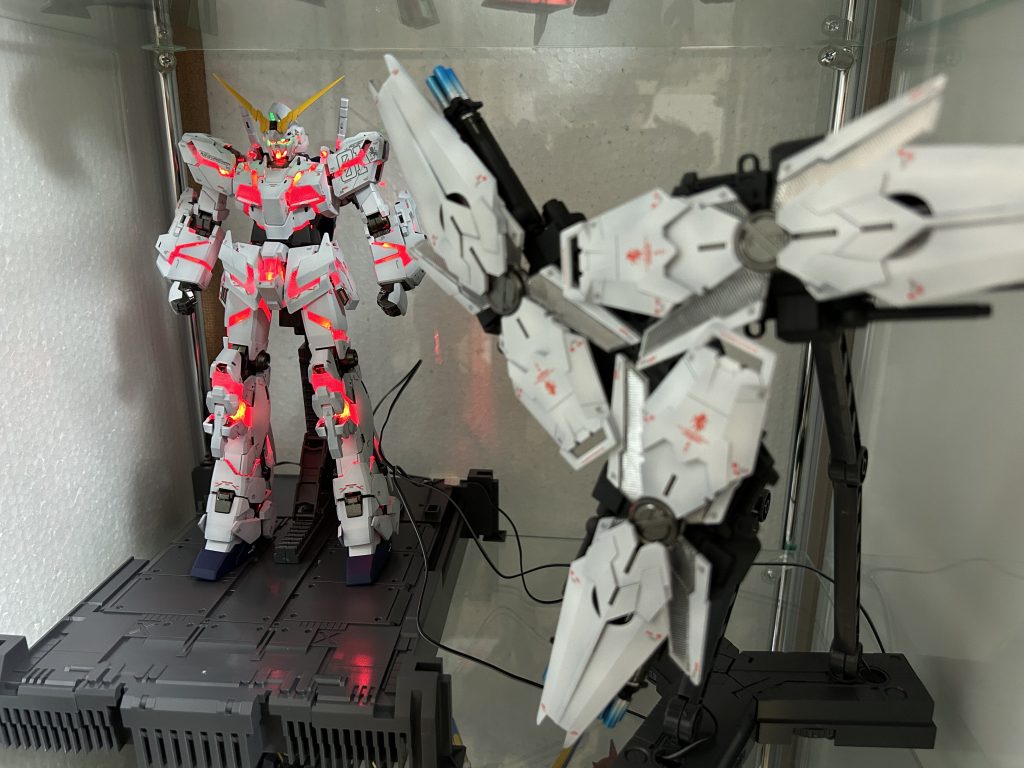 台座等組み立てて全ての組み付けが終了。MGEXユニコーンガンダム、やっぱりMGEXと名付けられただけあって作りごたえも完成度もめちゃくちゃ高くて感動しました。次のMGEXは何が出るのか楽しみですね😁では✋