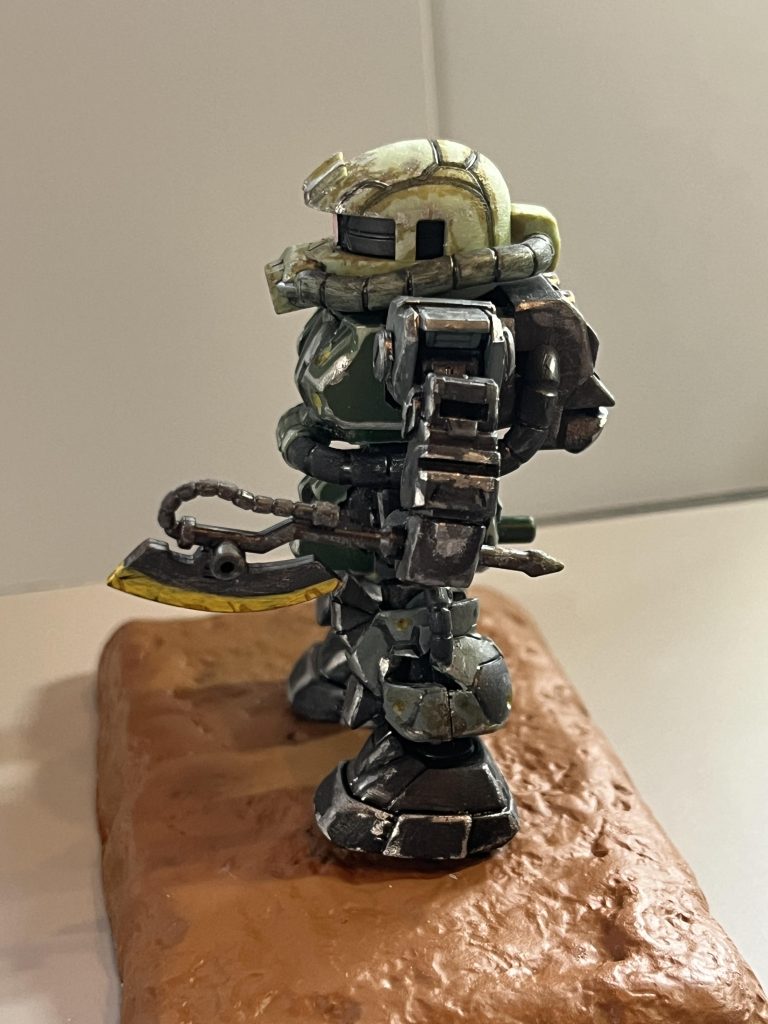 プラモデル屋に行くと欲しいガンプラは売ってないですがモビリティジョイントは安価で簡単に手に入るので助かります。